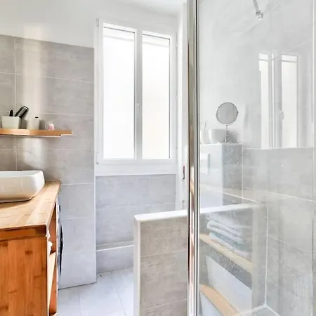 Appartement Chic Buttes Chaumont Paris Exterior foto
